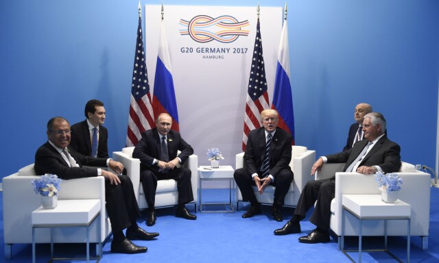 Tillerson: Trump uttrykte bekymring overfor Putin om russisk innblanding i den amerikanske valgkampen